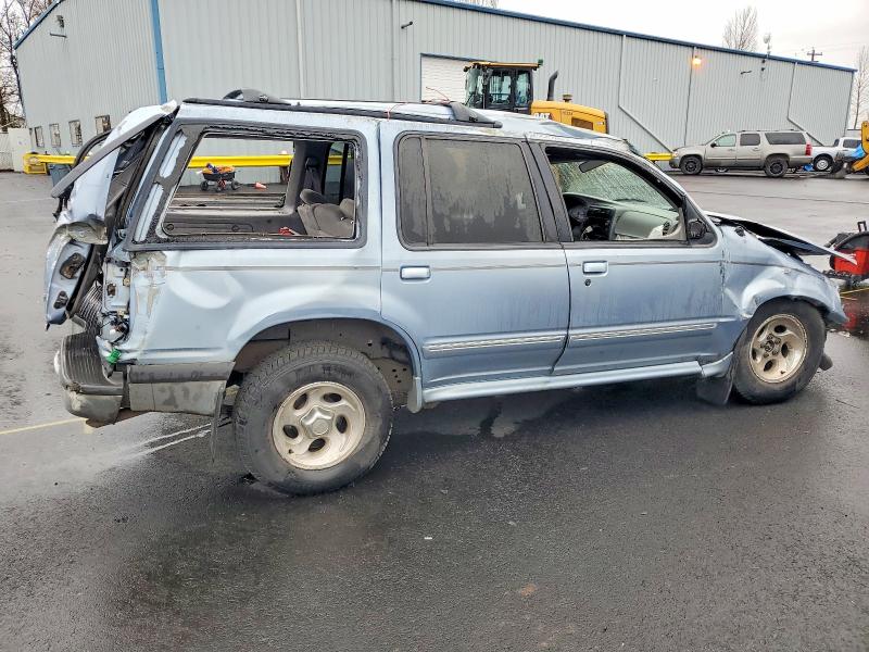 Photo 3 from auction – 1998 FORD EXPLORER with VIN 1FMZU34X8WZA97355