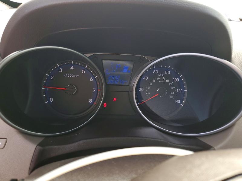 Photo 9 from auction – 2011 HYUNDAI TUCSON with VIN KM8JUCAC0BU191428