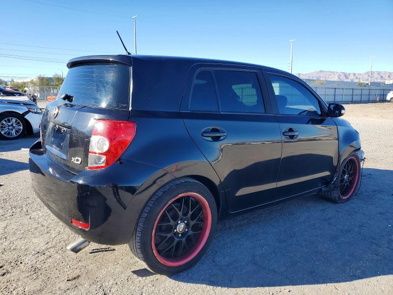 Photo 3 from auction – 2008 TOYOTA SCION XD with VIN JTKKU104X8J010622