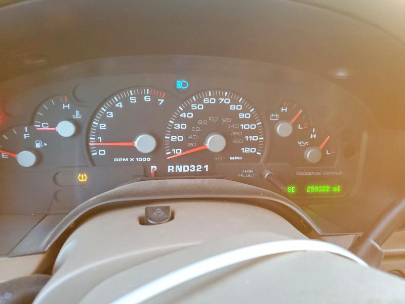 Photo 9 from auction – 2005 FORD EXPLORER with VIN 1FMDU74W15ZA62843