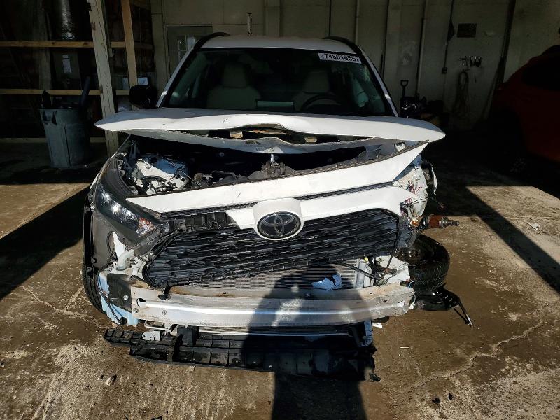 Photo 5 from auction – 2020 TOYOTA RAV4 LE with VIN 2T3F1RFV9LC075747