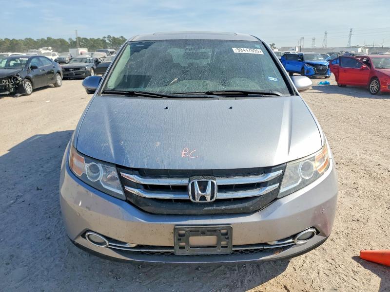 Photo 5 from auction – 2017 HONDA ODYSSEY with VIN 5FNRL5H99HB011686