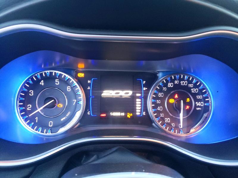 Photo 9 from auction – 2015 CHRYSLER 200 LIMITE with VIN 1C3CCCAB8FN724802