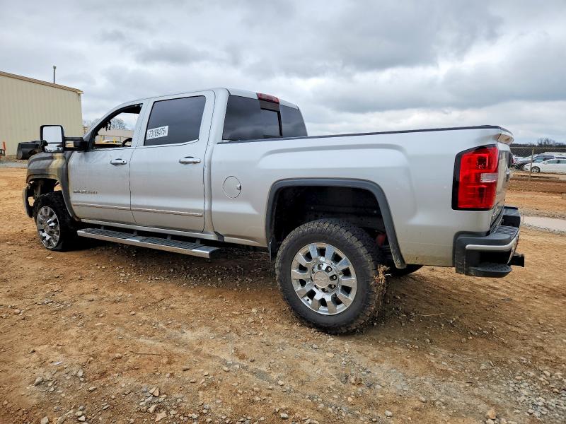 Photo 2 from auction – 2018 GMC SIERRA with VIN 1GT12UEY3JF161221