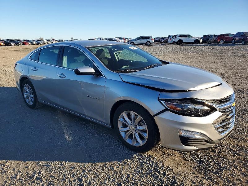 Photo 4 from auction – 2020 CHEVROLET MALIBU with VIN 1G1ZD5ST7LF035919