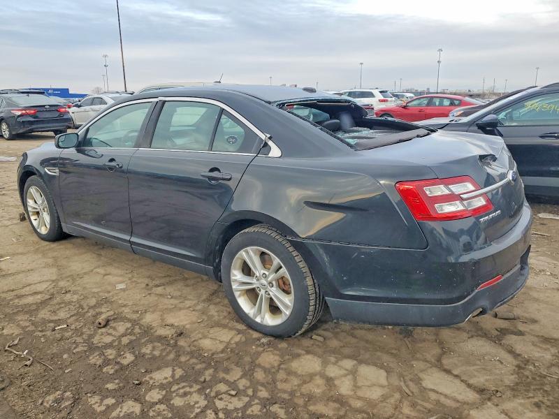Photo 2 from auction – 2013 FORD TAURUS SEL with VIN 1FAHP2E80DG220752