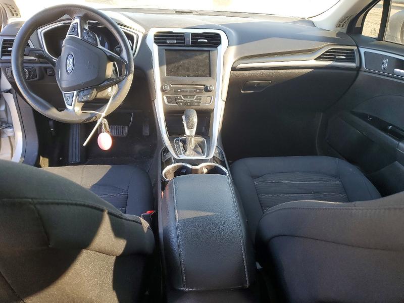 Photo 8 from auction – 2016 FORD FUSION SE with VIN 3FA6P0H75GR221259