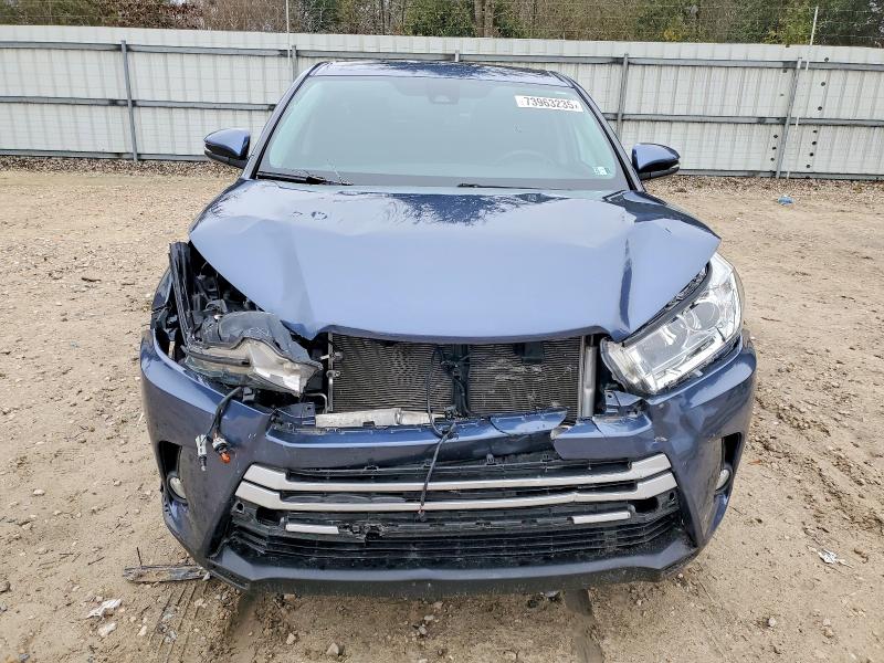 Photo 5 from auction – 2019 TOYOTA HIGHLANDER with VIN 5TDBZRFHXKS987920