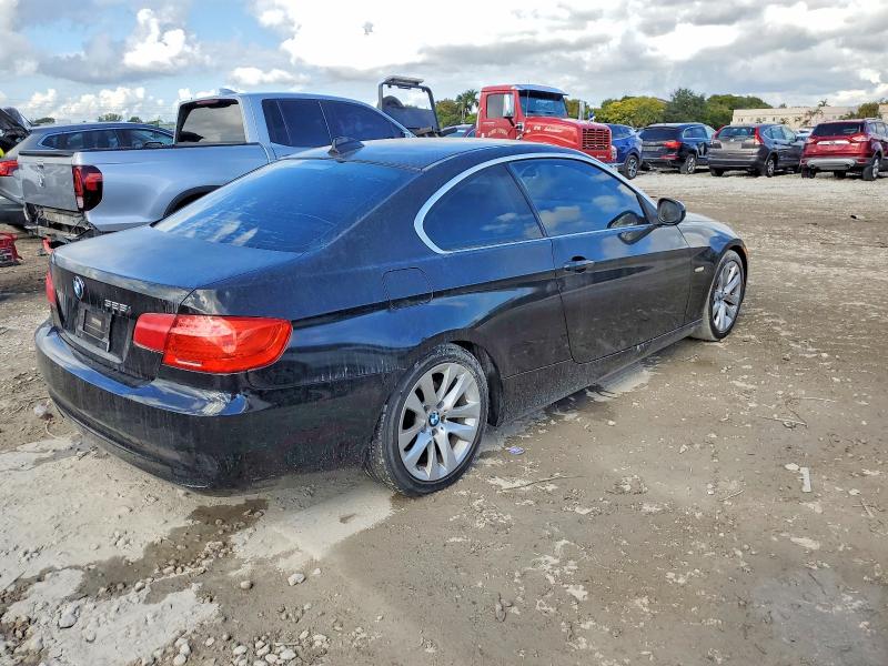 Photo 3 from auction – 2011 BMW 328 I with VIN WBAKE3C52BE441716