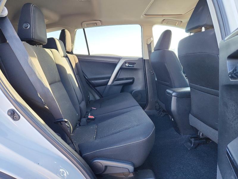 Photo 10 from auction – 2018 TOYOTA RAV4 ADVEN with VIN 2T3WFREV8JW465298