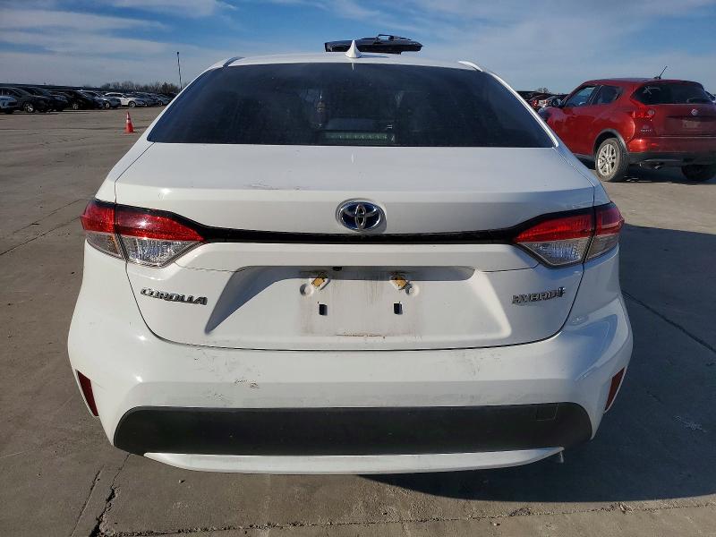 Photo 6 from auction – 2022 TOYOTA COROLLA with VIN JTDEAMDE7N3001801