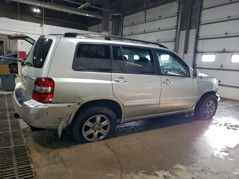 Photo 3 from auction – 2006 TOYOTA HIGHLANDER with VIN JTEEP21AX60158063