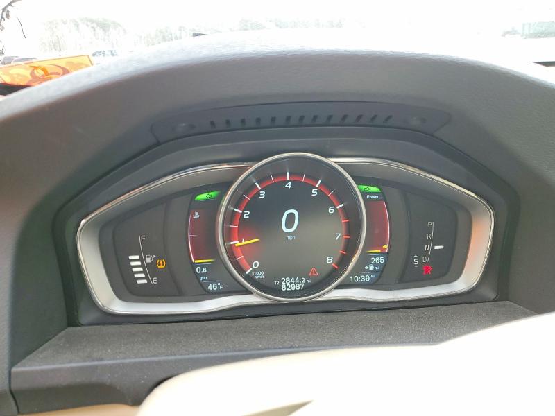 Photo 9 from auction – 2015 VOLVO S60 PREMIE with VIN YV140MFK2F1365584