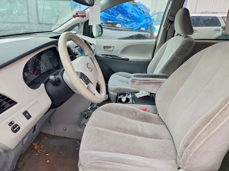 Photo 7 from auction – 2014 TOYOTA SIENNA LE with VIN 5TDKK3DCXES495997