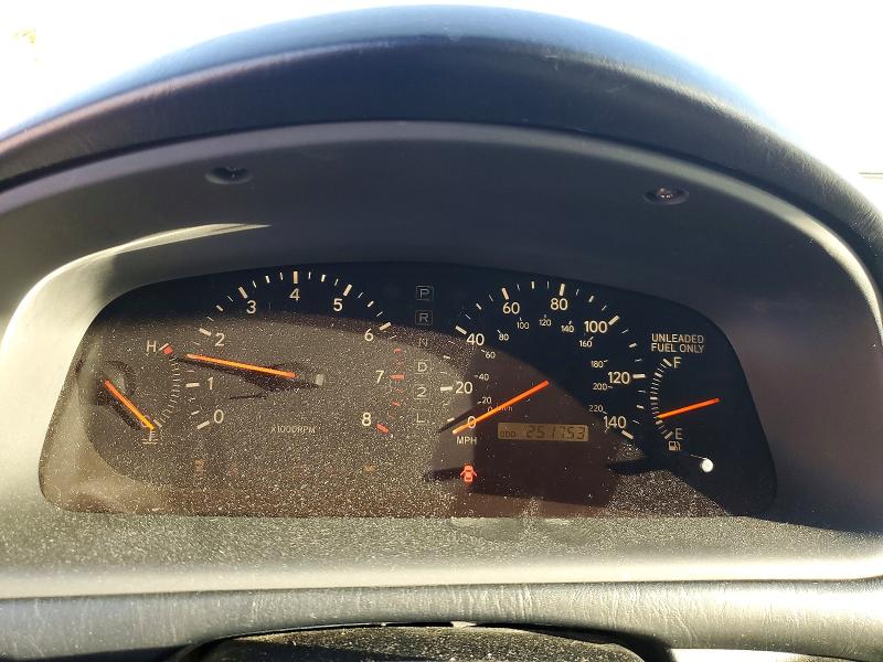 Photo 9 from auction – 1999 LEXUS ES 300 with VIN JT8BF28G4X0168639