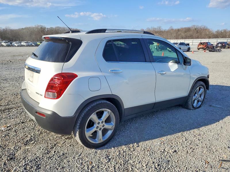 Photo 3 from auction – 2015 CHEVROLET TRAX LTZ with VIN KL7CJNSB1FB088654