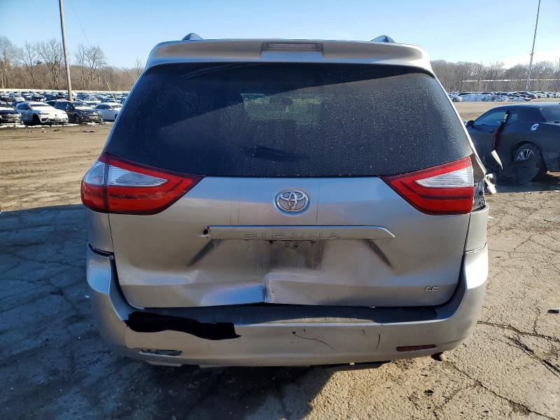 Photo 6 from auction – 2016 TOYOTA SIENNA LE with VIN 5TDKK3DC4GS725567
