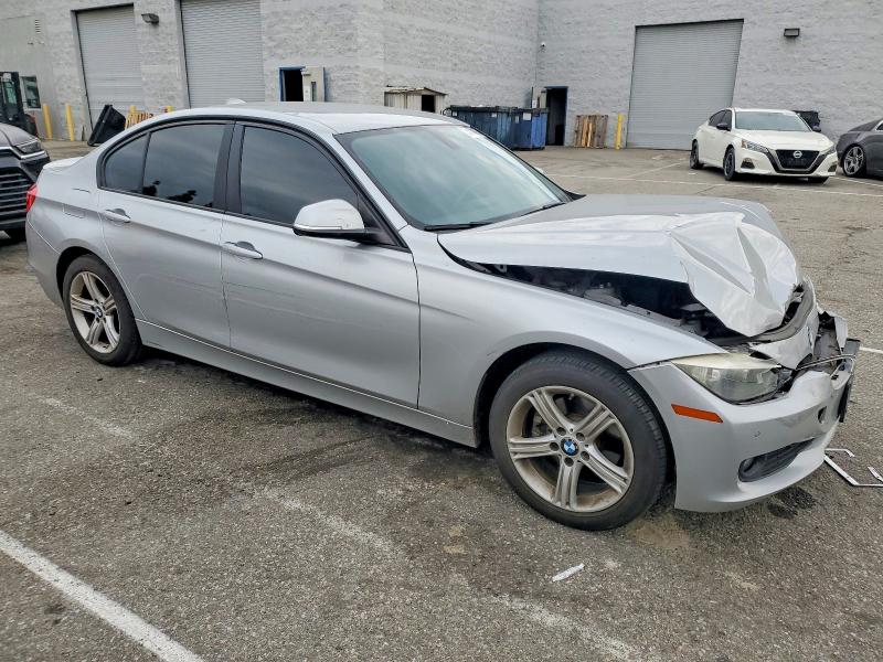 Photo 4 from auction – 2015 BMW 320 with VIN WBA3B1C55FK139846