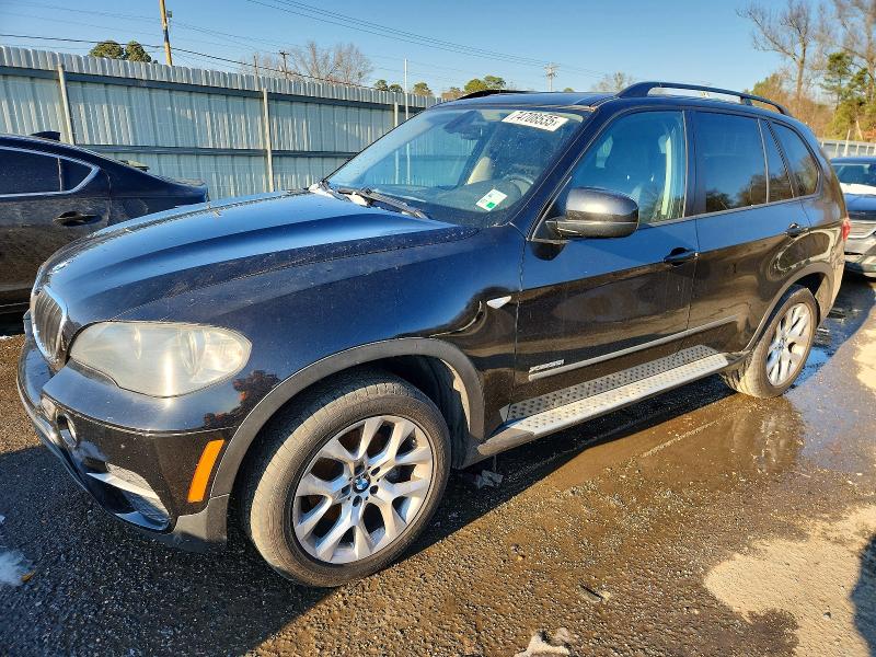 BMW X5 XDRIVE3 2011 with VIN 5UXZV4C59BL739066 - Photo from auction
