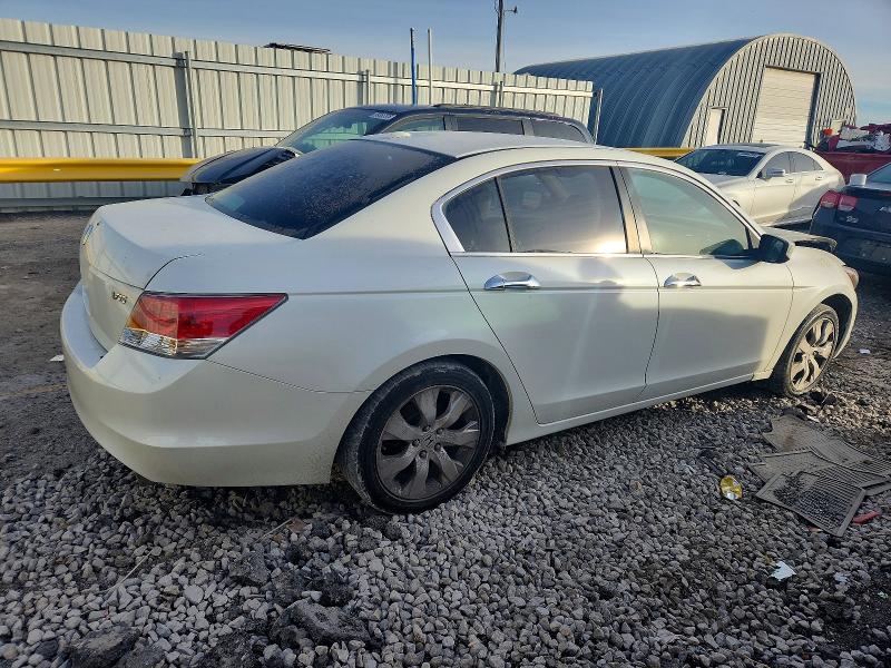 Photo 3 from auction – 2010 HONDA ACCORD EXL with VIN 1HGCP3F81AA030497