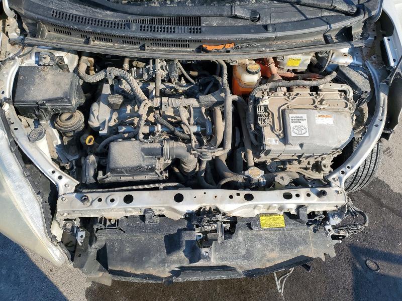 Photo 11 from auction – 2014 TOYOTA PRIUS C with VIN JTDKDTB37E1075320