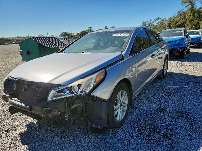 HYUNDAI SONATA SE 2015 with VIN 5NPE24AF6FH227778 - Photo from auction