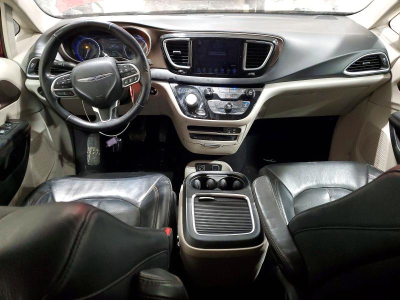 Photo 8 from auction – 2017 CHRYSLER PACIFICA with VIN 2C4RC1EG7HR644445