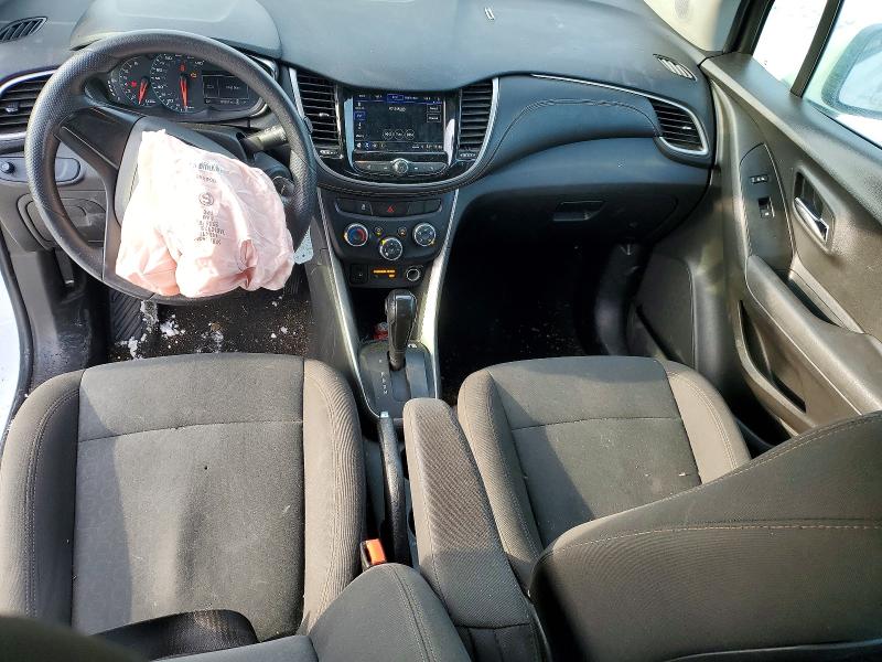 Photo 8 from auction – 2018 CHEVROLET TRAX LS with VIN KL7CJNSB0JB722335