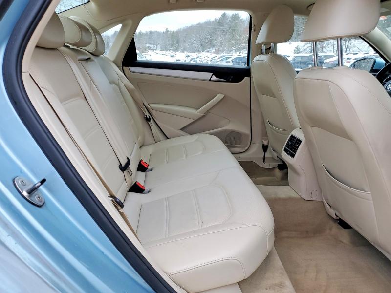 Photo 10 from auction – 2013 VOLKSWAGEN PASSAT with VIN 1VWBP7A30DC135552