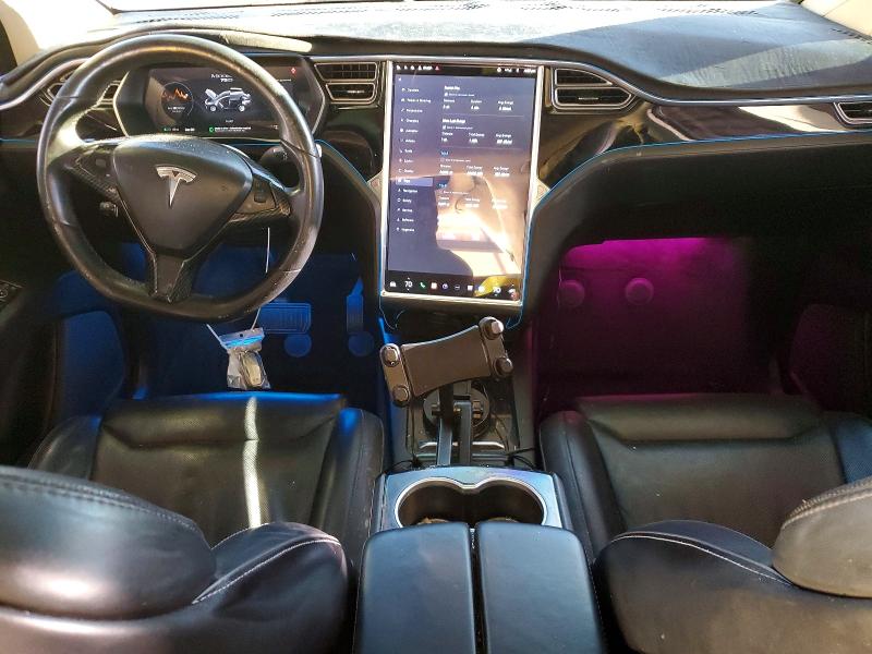 Photo 8 from auction – 2016 TESLA MODEL X with VIN 5YJXCBE22GF022704