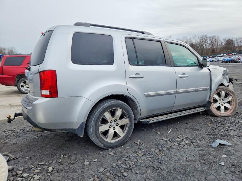 Photo 3 from auction – 2012 HONDA PILOT TOUR with VIN 5FNYF4H95CB061281