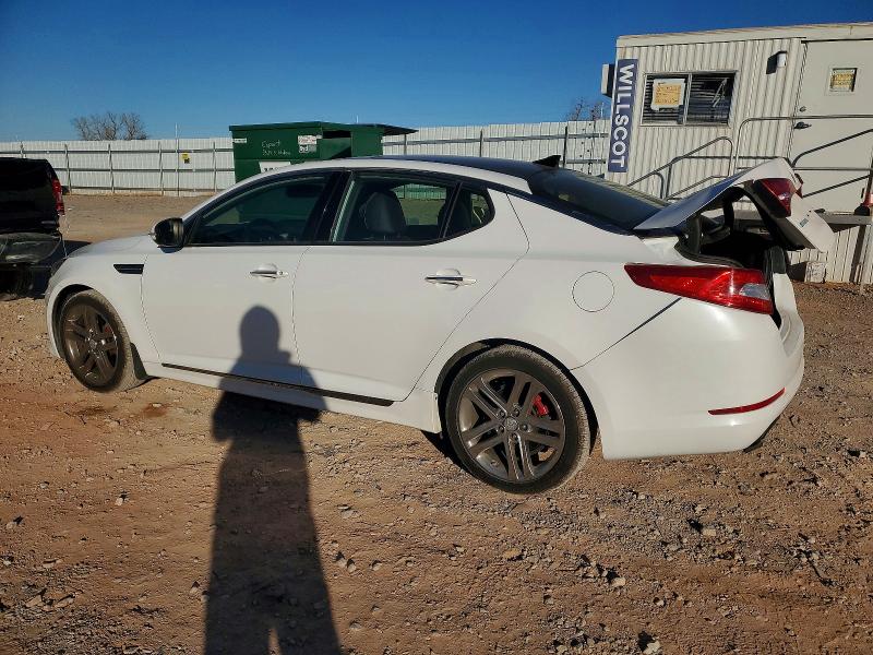 Foto 2 de la subasta – 2013 KIA OPTIMA SX con VIN 5XXGR4A61DG105021