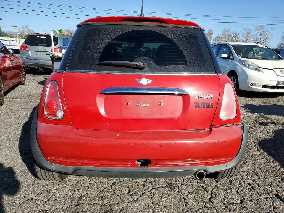 Photo 6 from auction – 2006 MINI COOPER with VIN WMWRC33516TK66753