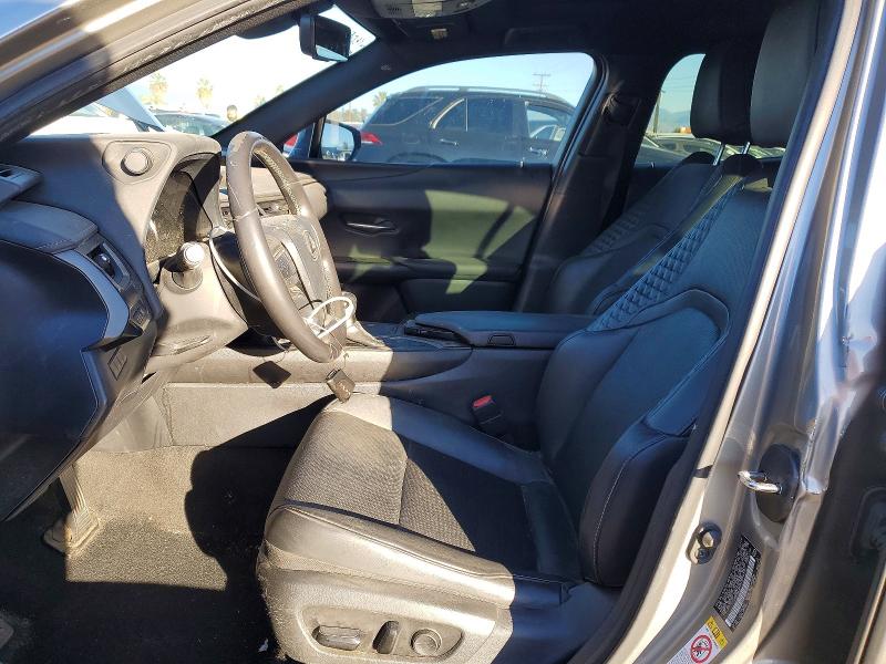 Photo 7 from auction – 2019 LEXUS UX with VIN JTHY3JBH2K2016774