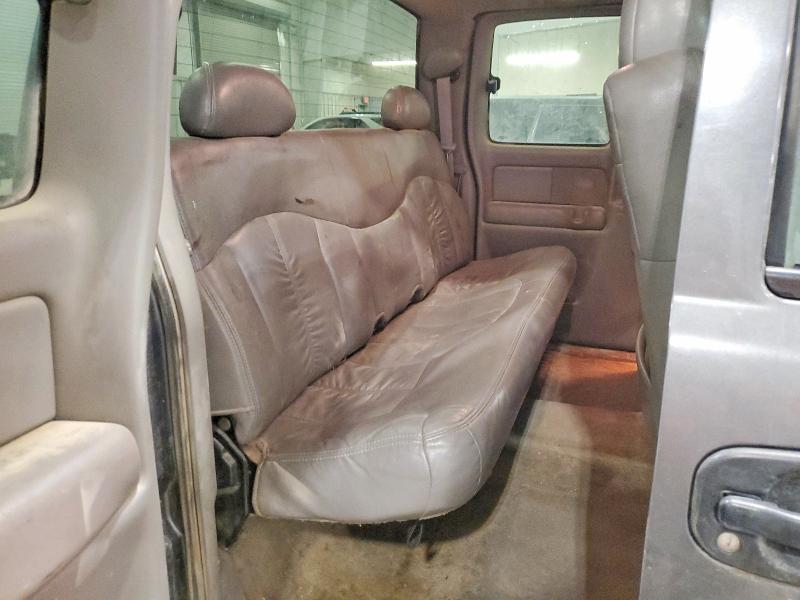 Photo 10 from auction – 2001 CHEVROLET SILVERADO with VIN 1GCHK29U21E338972
