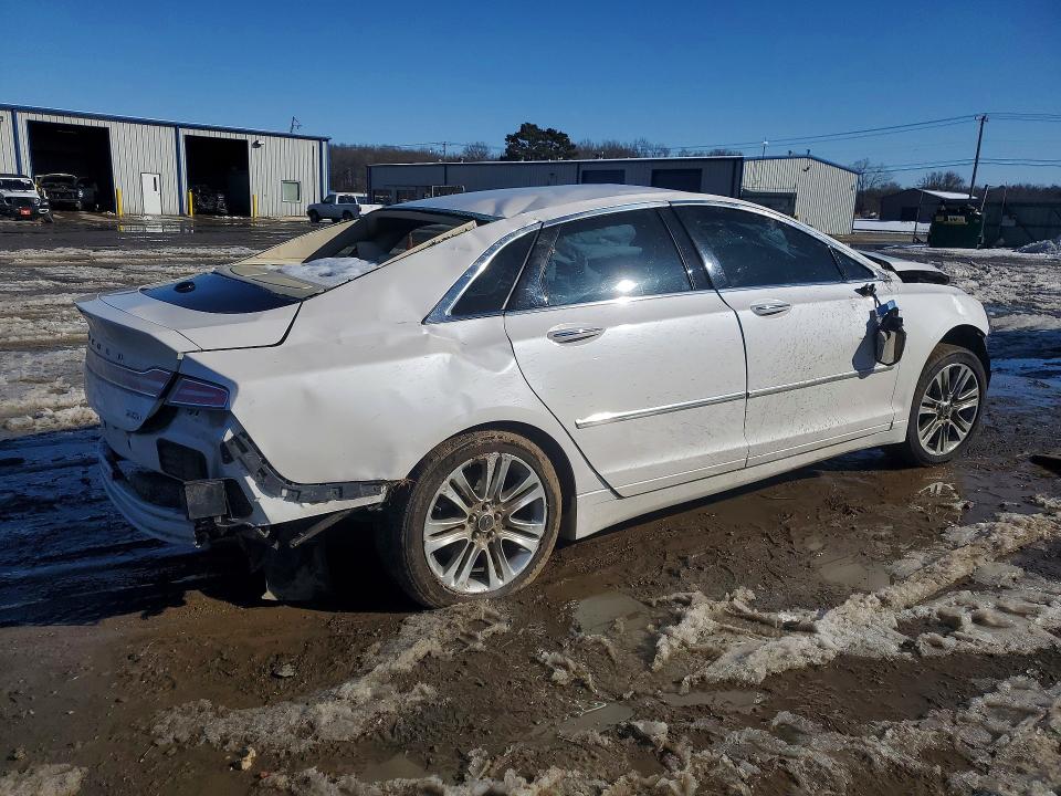 Photo 3 from auction – 2013 LINCOLN MKZ with VIN 3LN6L2LU6DR807958