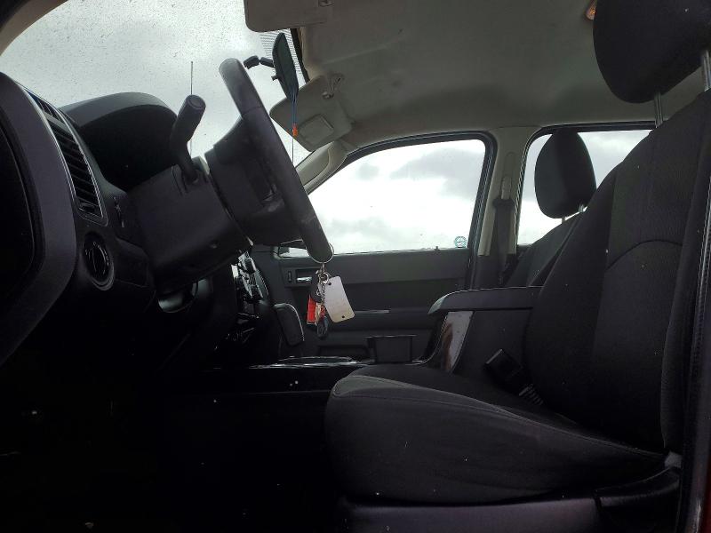 Photo 7 from auction – 2011 MAZDA TRIBUTE I with VIN 4F2CY0C78BKM03228