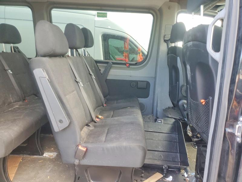 Photo 11 from auction – 2014 MERCEDES-BENZ SPRINTER 2 with VIN WDZPE7CC2E5933679
