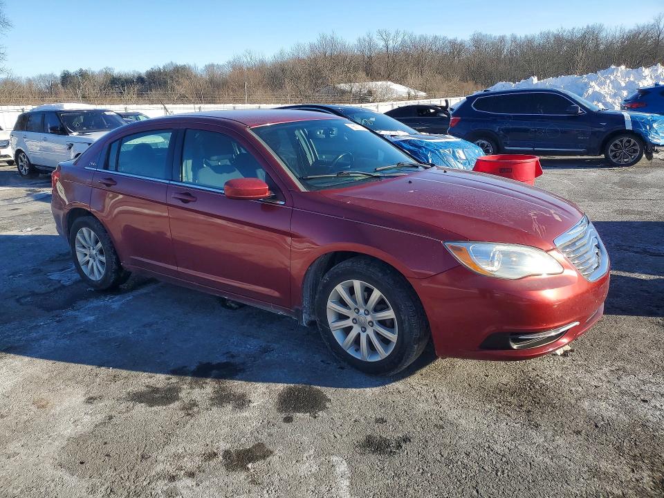 Photo 4 from auction – 2013 CHRYSLER 200 with VIN 1C3CCBBB6DN570323