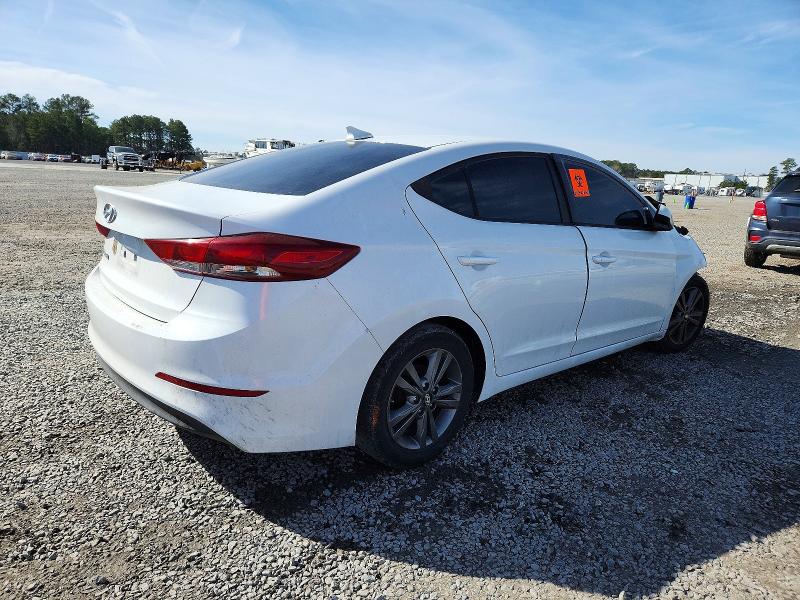 Foto 3 de la subasta – 2017 HYUNDAI UNKNOWN con VIN 5NPD84LF1HH001397