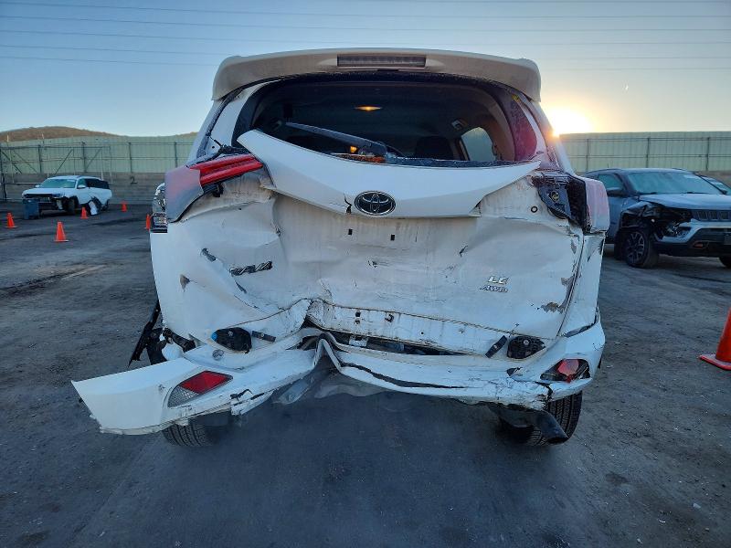 Photo 6 from auction – 2018 TOYOTA RAV4 with VIN 2T3BFREV4JW793364