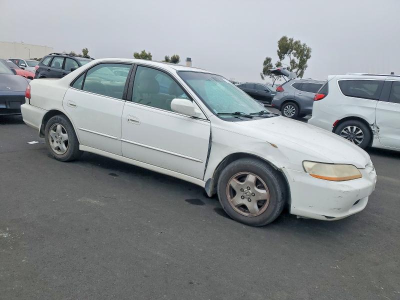 Photo 4 from auction – 2000 HONDA ACCORD EX with VIN 1HGCG1655YA059148