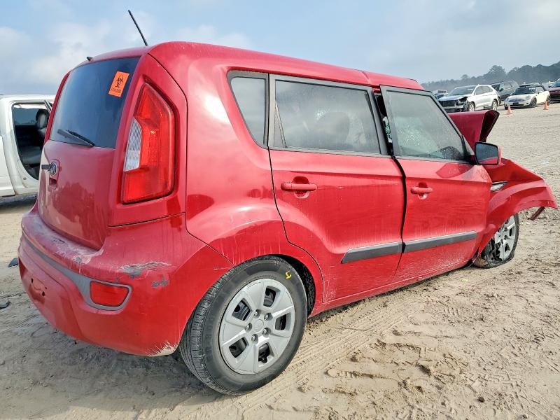 Photo 3 from auction – 2013 KIA SOUL with VIN KNDJT2A53D7536942