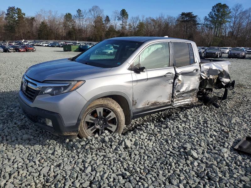 HONDA RIDGELINE 2019 with VIN 5FPYK3F56KB023585 - Photo from auction