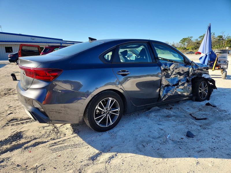 Photo 3 from auction – 2022 KIA FORTE FE with VIN 3KPF24AD7NE416445
