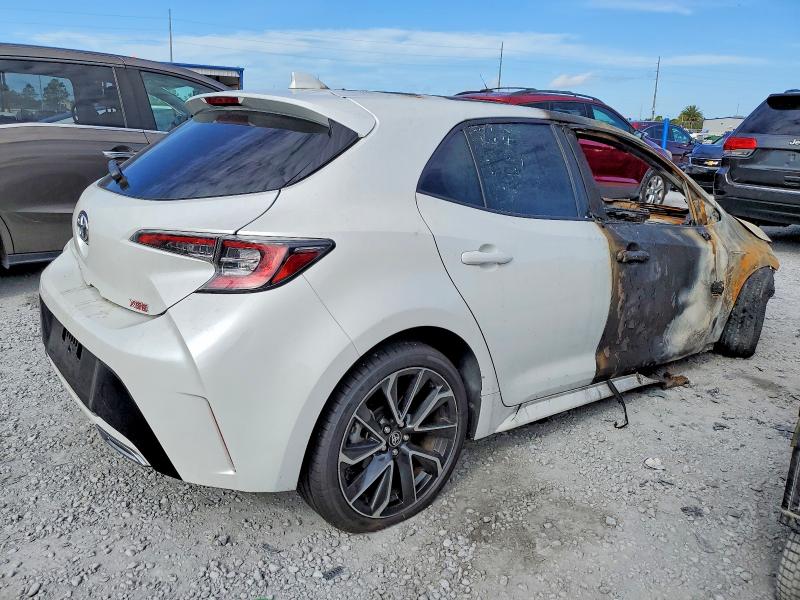 Photo 3 from auction – 2021 TOYOTA COROLLA HATCHBACK with VIN JTNC4MBE2M3129908