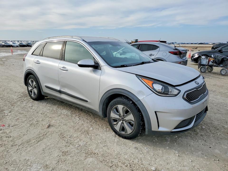 Photo 4 from auction – 2019 KIA NIRO with VIN KNDCB3LCXK5249619