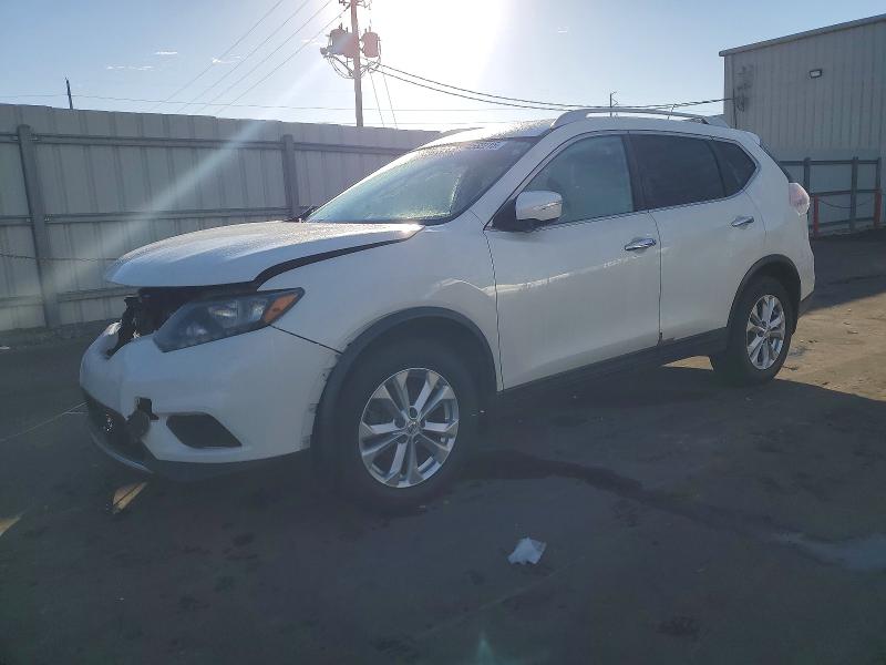 NISSAN ROGUE S 2015 with VIN KNMAT2MT8FP551630 - Photo from auction