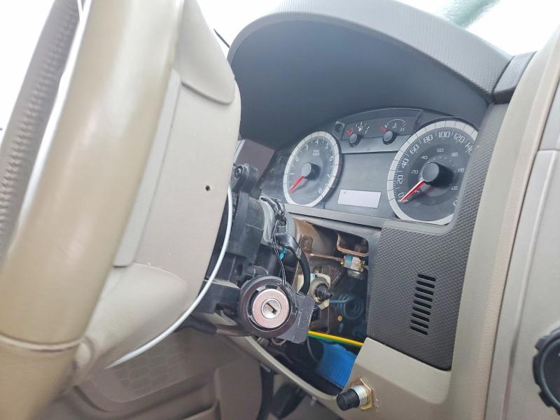 Photo 13 from auction – 2010 FORD ESCAPE XLT with VIN 1FMCU0DG6AKA29092