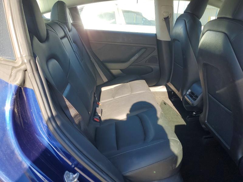 Photo 10 from auction – 2018 TESLA MODEL 3 with VIN 5YJ3E1EA8JF154366